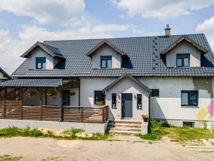 Dom idealny na działalność, z warsztatem