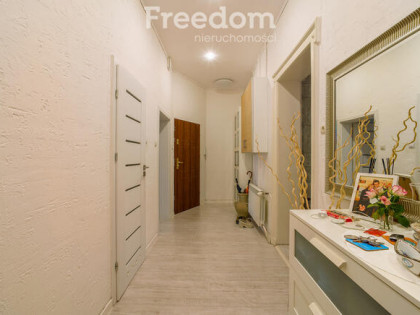 Piękne zabytkowe mieszkanie w centrum