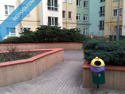 Wyjątkowo ciche na pograniczu dzielnic Śródmieście i Wola