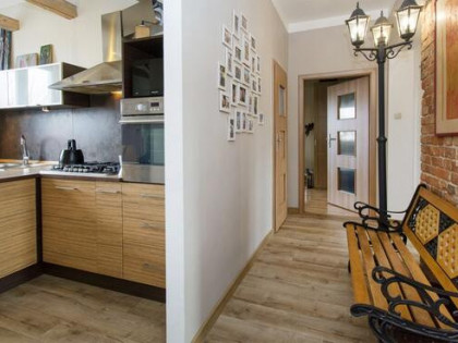 Słoneczne w klimatycznej kamienicy i sercu Gdyni