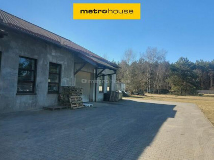 Działający zakład stolarski z lakiernią - Grabowno