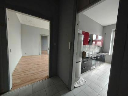 2 pokoje z CO miejskim do wprowadzenia w centrum