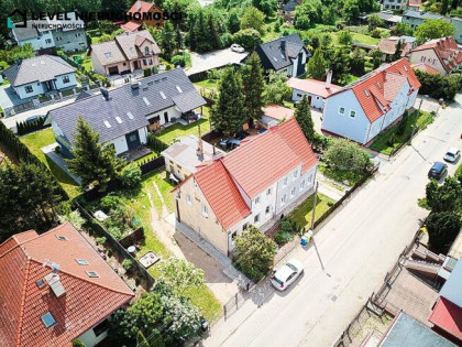 Czteropokojowe mieszkanie z ogródkiem