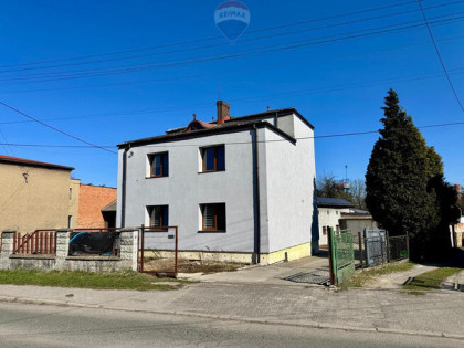 Duży dom z działką 2115 m² i 3 garażami Rydułtowy