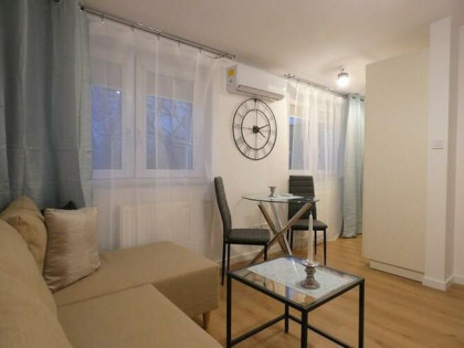 Kawalerka z klimatyzacją blisko metra- Staszica 11