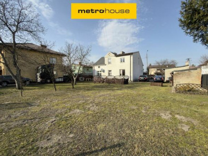 Działka budowlana z domem do remontu lub rozbiórki