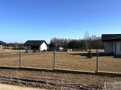 Działka budowlana 1400 m² – Wola Suchożebrska