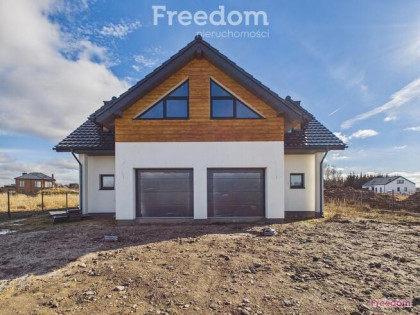 Dom dwulokalowy z garażem i ogrodem – Jamno