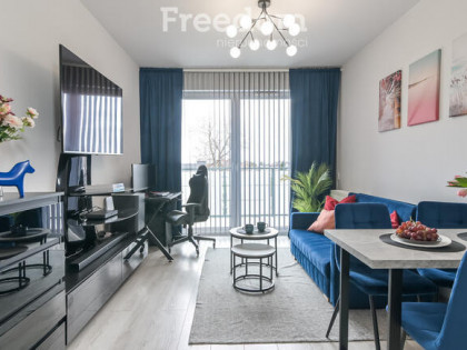 2 pok. 42m2, miejsce w hali garażowej, Pruszcz Gd.