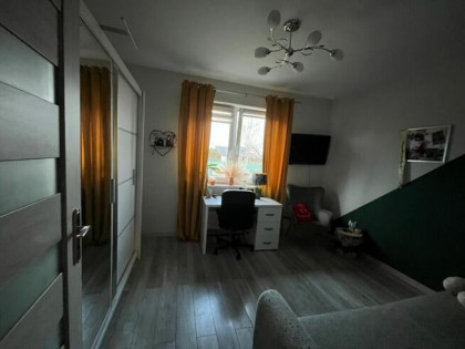 Sprzedam dom 110 M2 z poddaszem do adaptacji