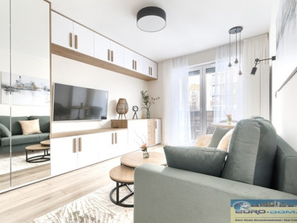 Przestronne 2-pokojowe mieszkanie z miejscem postojowym | ul. Dmowskiego | blisko centrum i komunikacji