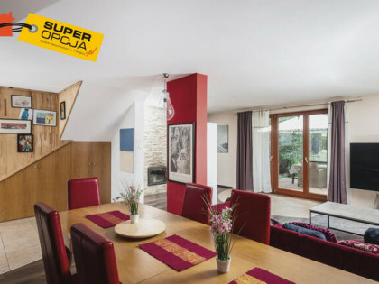 Dom Rząska gm. Zabierzów, Półkole