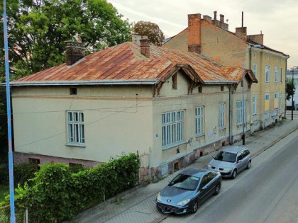 Kamienica Jasło ul Ujejskiego 180m2