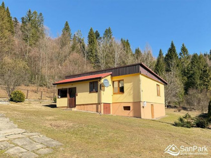 Dom Żubracze gm. Cisna