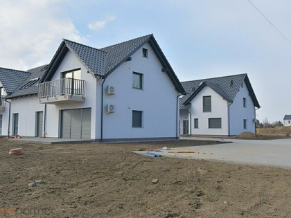 Mieszkanie Pietrzykowice gm. Kąty Wrocławskie, Szmaragdowa