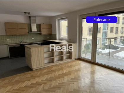 Idealne trzy pokoje tuż przy metrze, obok lasku.