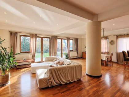 Dom Dobra gm. Stryków