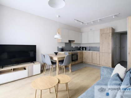 3 POK | GRZEGÓRZECKA | First Utility, Fedex