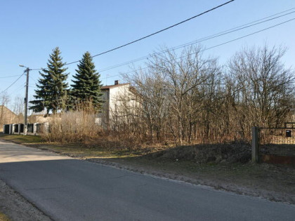 Duża nieruchomość gruntowa w centrum Brudzowic