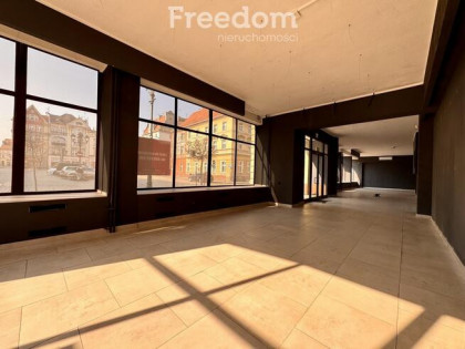 Lokal handlowo-usługowy 280 m² | Centrum Brzegu