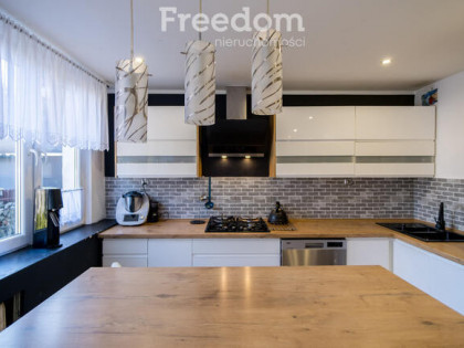 Mieszkanie na parterze z garażem i ogrodem