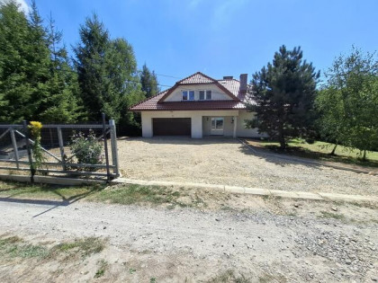 Dom w malowniczej okolicy Zerwana, ul. Diamentowa