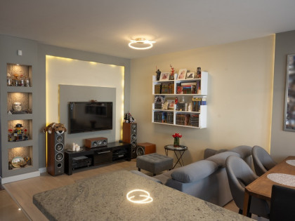 ŚLICZNE 74m2 W centrum, 2 Balkony Winda, parking