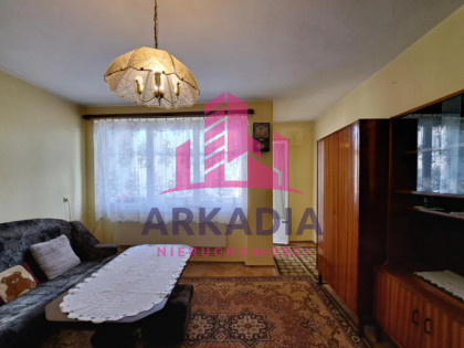 2 pokoje z balkonem ,II piętro 50m2