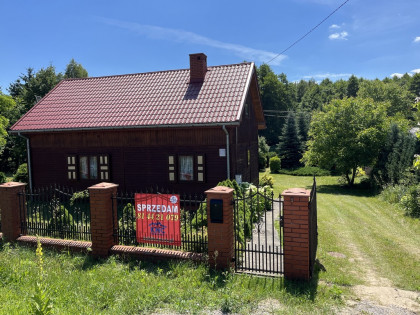 Dom na pięknej działce w Lipie Miklas gm. Lipsko.