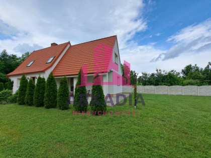 Dom w Centrum Bielawy pow. działki 957m2