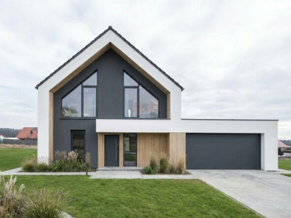 Dom Ludgierzowice gm. Zawonia, Ludgierzowice