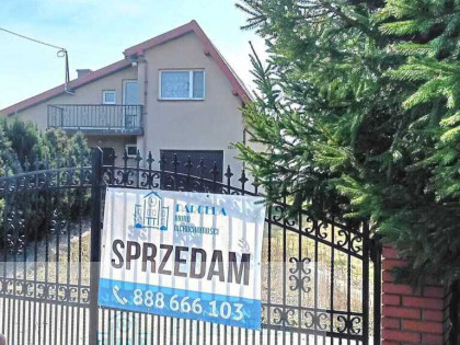 Sprzedam funkcjonalny dom w Krzywanicach!