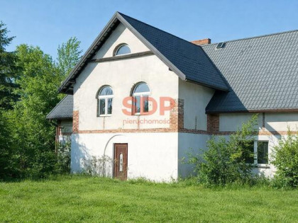 Dom Długołęka, Zachodnia