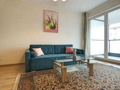 2 pokoje z m.p. w garażu, 52 m2 -Zwierzyniecka 6