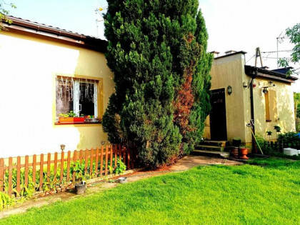 Dom dla Rodziny Działka 900m Budynki Warsztaty Tanio