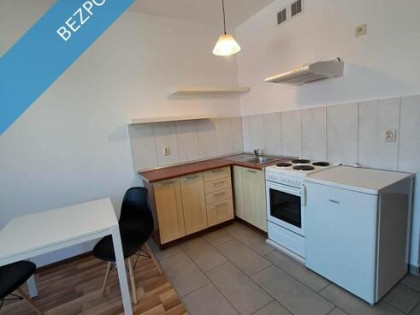 Pokój z kuchnią  35 m2 przy ul. Sarmackiej