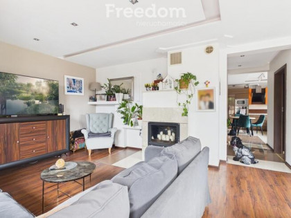 Dom z 2 domkami na wynajem Stegna ul Gdańska