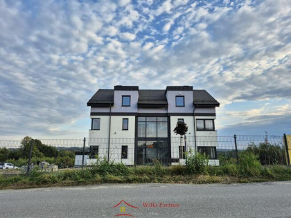 Kraków, Podgórze, Skotniki, budynek Usługowy, wolnostojący,16a