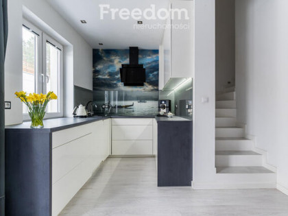 Segment w Kobyłce - 3 minuty od stacji PKP