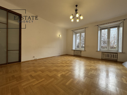 Lokal Warszawa Ochota, Filtry ul. Adama Pługa