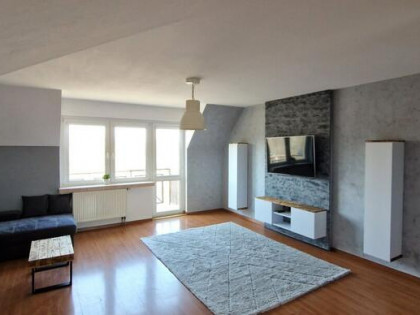 Przestronne 4 pokoje z balkonem, 99m2, Kmicica 2