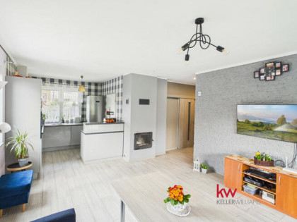 Dom Gostyń gm. Wyry, Motyla