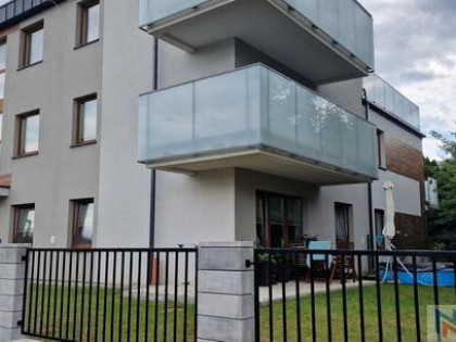 Piękne mieszkanie z wyjściem na ogród 77.43m2