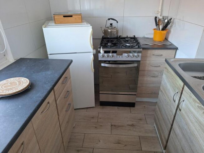 Wynajem kawalerki z balkonem / Łódź /Rondo Solidarności