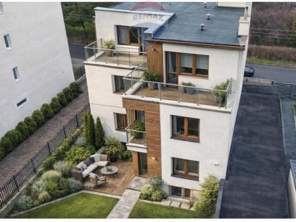 Duży dom - 3 lokale ,2 działki ,Gdynia Mały Kack