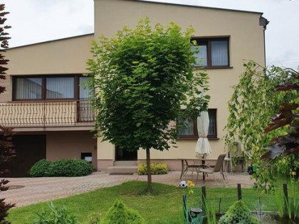 Zadbany dom Twardogóra Moszyce, 6 pokoi, 2 garaże
