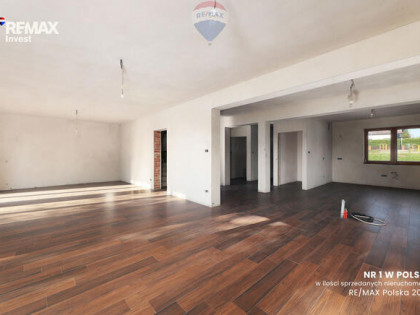 Dom z poddaszem użytkowym 175m2