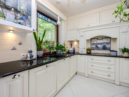 DOM W ZIELONEJ CZĘŚCI - WARSZAWA BIELANY