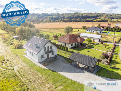 Nowoczesny dom z dużą działką 20 min od Skawiny