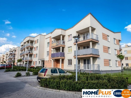 3 pokoje 54 m², centrum Radzymina, parking.